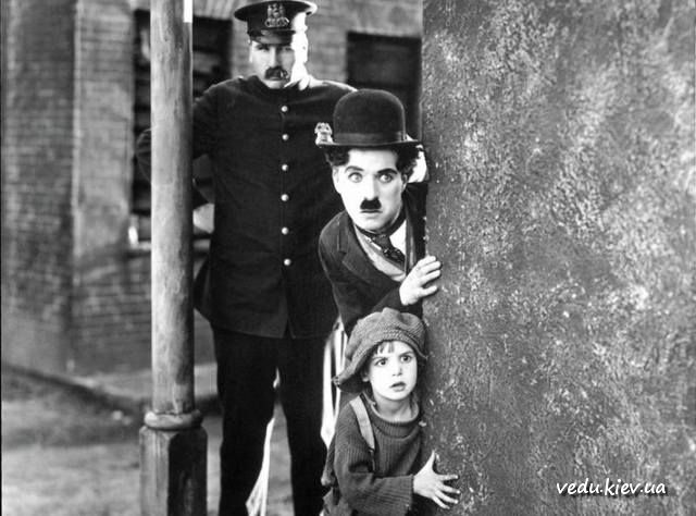 Известный комик Чарли Чаплин и повседневной жизни был был центром юмора и веселья