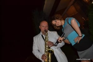 Музиканти виступають на весіллі та святі в Києві Музиканти виступають на весіллі та святі в Києві